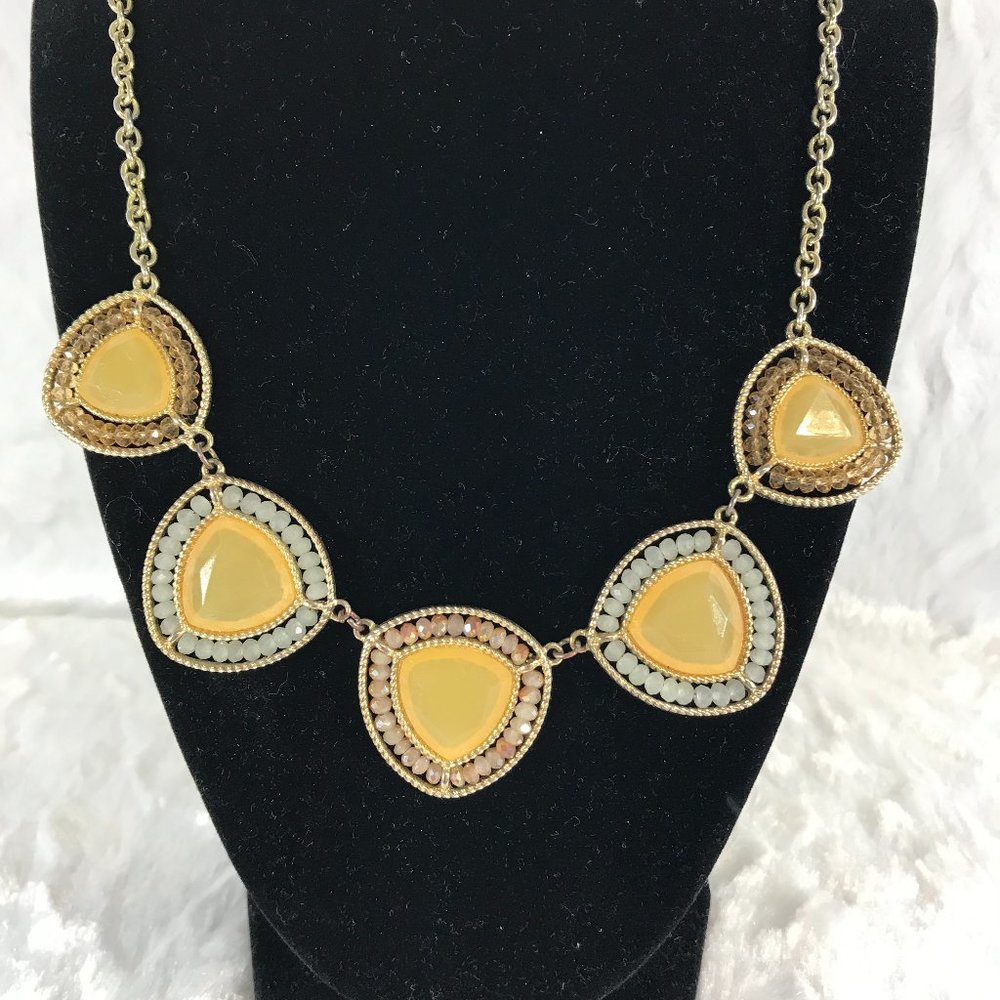 Geometric unique statement necklace Gold tones - Picture 4 of 5